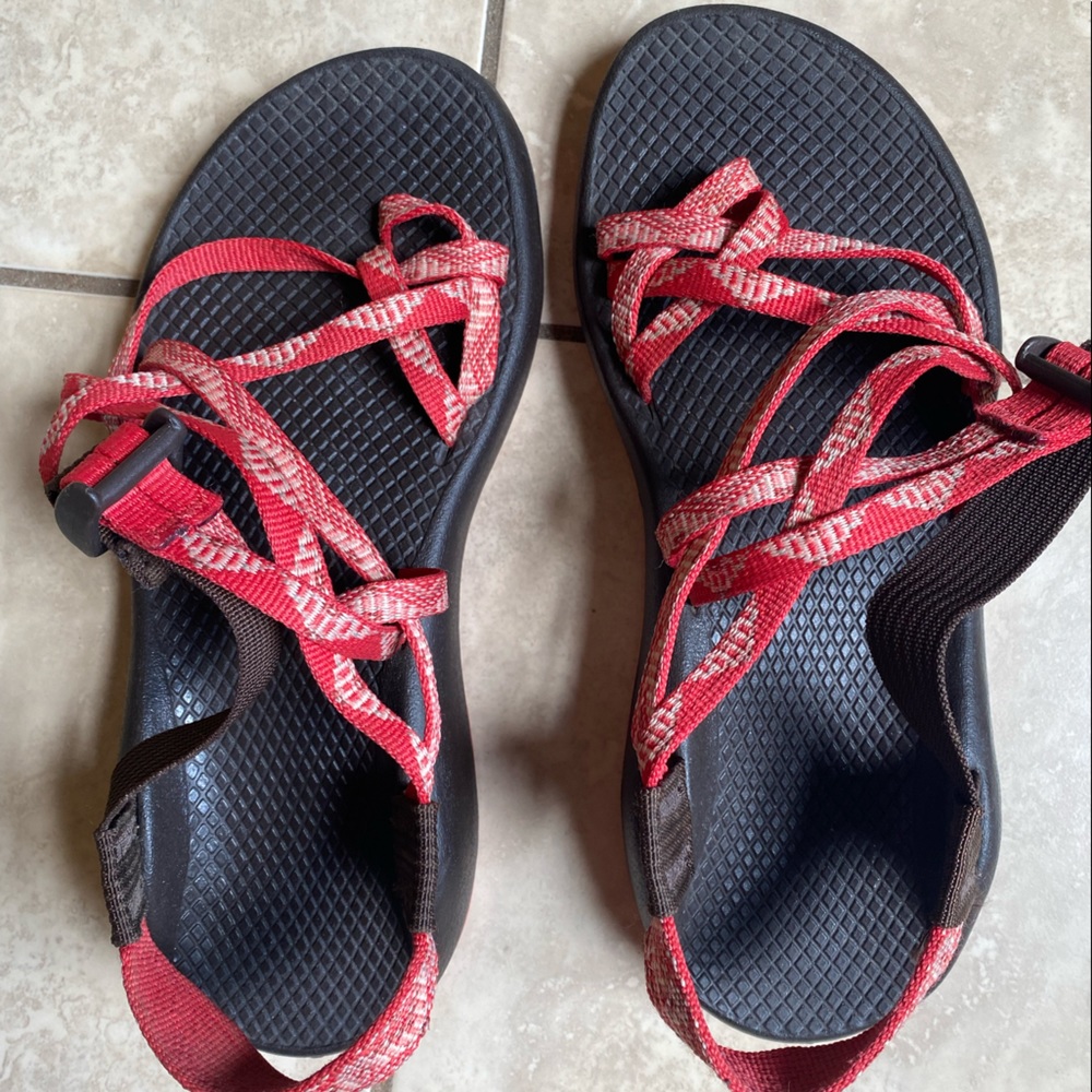 Chacos size 7